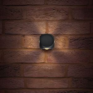 Integral LED Outdoor Crosscube Wall Light 4-Way IP54 360LM 8W 3000K